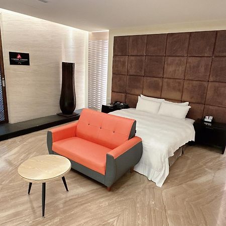 Orient Luxury Villa Motel Huwei Экстерьер фото